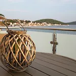 Kuca-eldic *