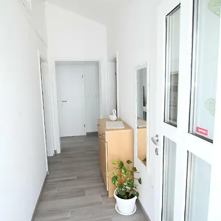 Kuca-eldic Apartment